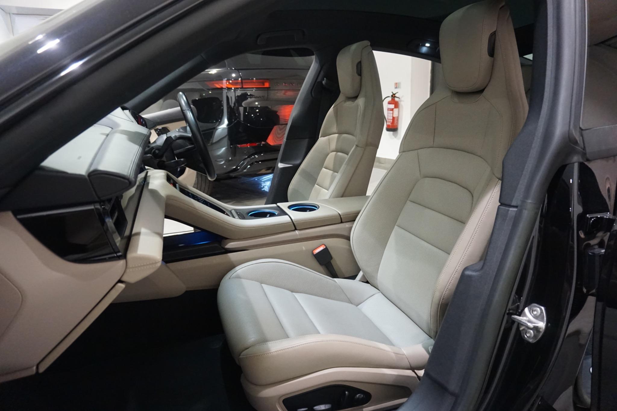Porsche Taycan Performance Plus 93.4kWh 4S Auto 4WD 4dr (11kW Charger)